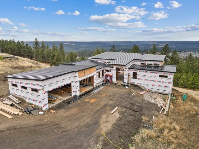 $1,649,000 | 8905 North Rustle Road | Five Mile Prairie