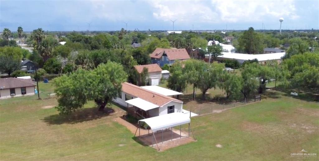 Birds eye view of property