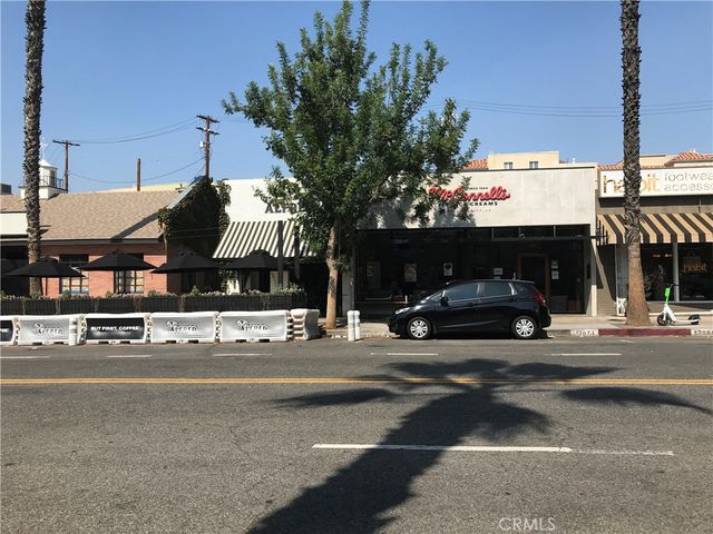 $7,000,000 | 12073 Ventura Place | Studio City