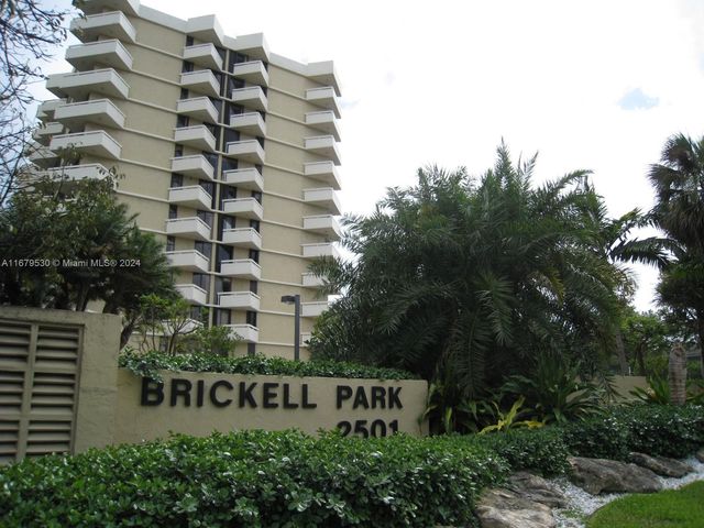 $2,350 | 2501 Brickell Avenue, Unit 304 | Brickell