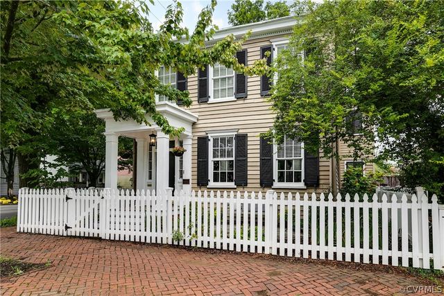 $625,000 | 500 North 26th Street | Church Hill North Historic District