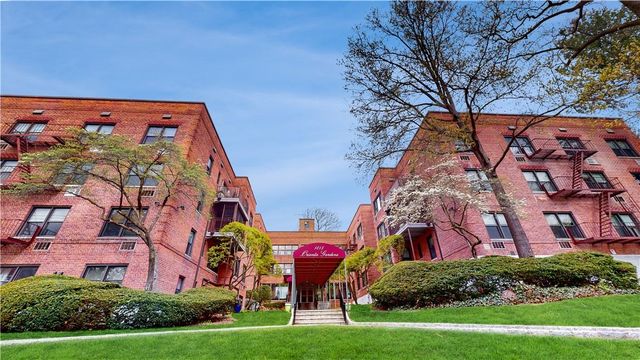 $410,000 | 1015 Old Boston Post Road, Unit 2G | Mamaroneck Village