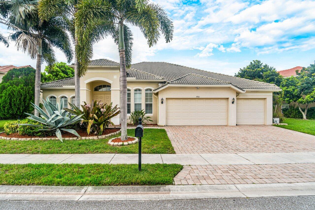 001-3921HamiltonKey-WestPalmBeach-FL-334