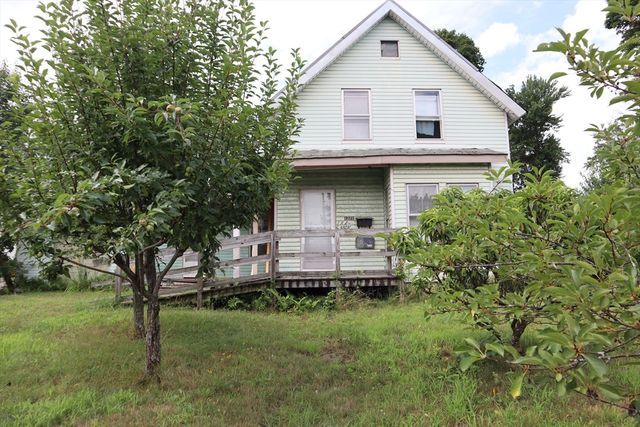 $249,900 | 1271 Water Street | South Fitchburg