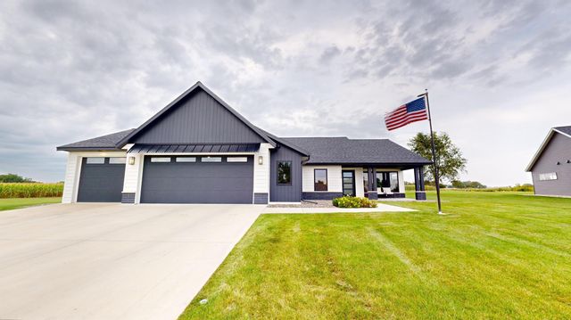 $480,000 | 1824 Shady Lane Northeast | Willmar