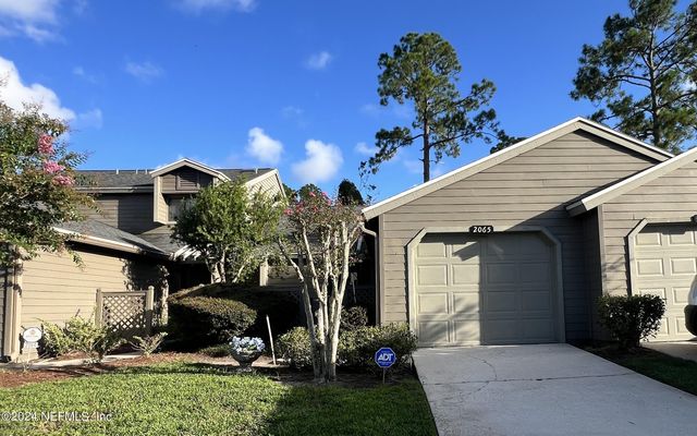 $195,000 | 7623 Baymeadows Circle West, Unit 2065 | Village Green at Baymeadows