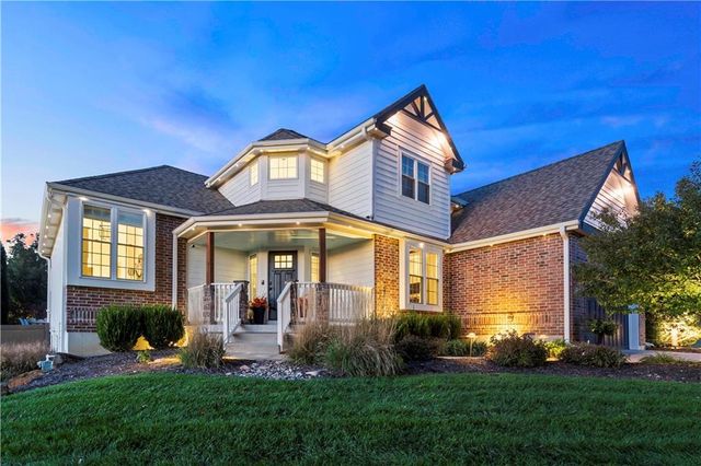 $799,900 | 15564 Bradfort Court | Basehor