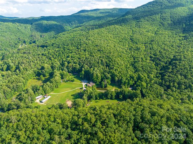 $3,200,000 | 500 Winding Gap Road | Gloucester Township - Transylvania County