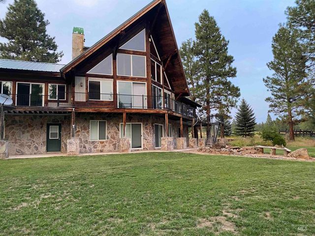 $2,200,000 | 170 North Wildflower Road