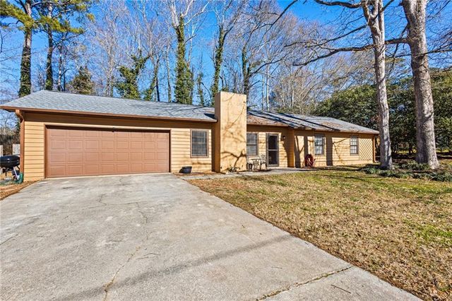 $234,995 | 3441 Creekwood Drive Southeast | Honey Creek