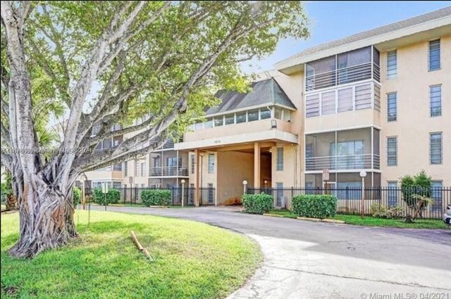 $140,000 | 4848 Northwest 24th Court, Unit 309 | Lauderdale Lakes West Gate