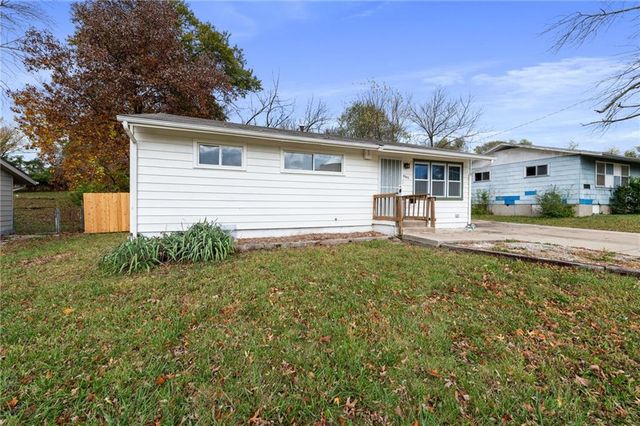 $130,000 | 3942 Lawn Avenue | Vineyard