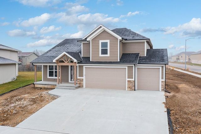 $489,950 | 1805 Garden Court | Basehor