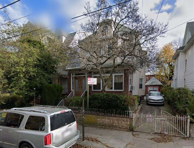 $279,000 | 563 East 32nd Street | Flatbush