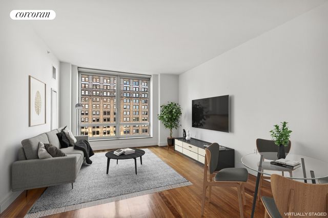 $1,075,000 | 30 West Street, Unit 26D | Battery Park City