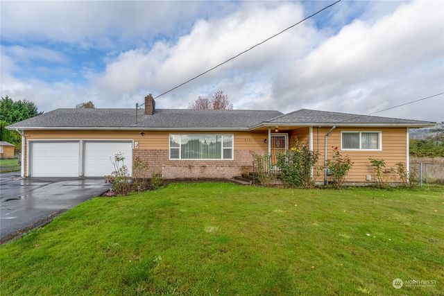 $425,000 | 2121 46th Avenue