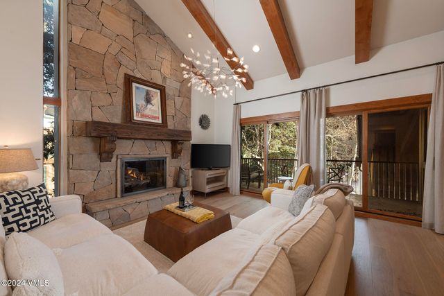 $5,295,000 | 384 Gore Creek Drive, Unit 9 | Vail Village