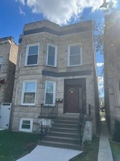 $2,280 | 53 Chicago Avenue, Unit 2 | Oak Park