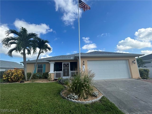 $419,900 | 1427 Southwest 38th Terrace | Cape Coral