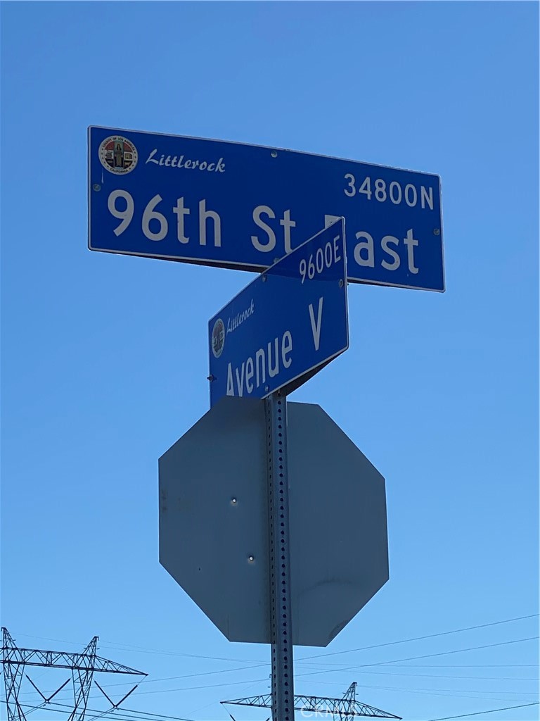 a close up of a street sign