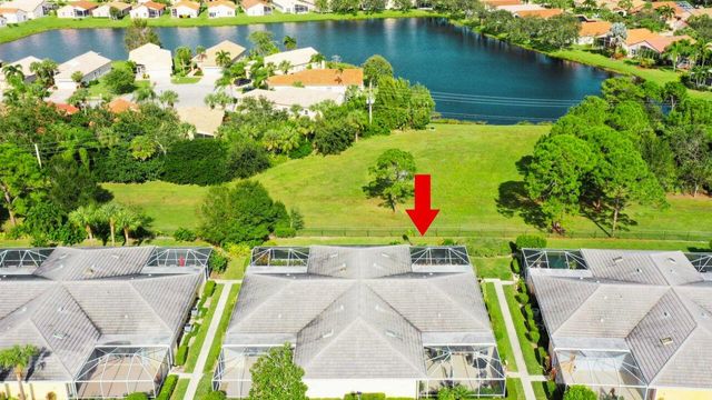 $289,000 | 1228 Northwest Sun Terrace Circle, Unit B | St. Lucie West