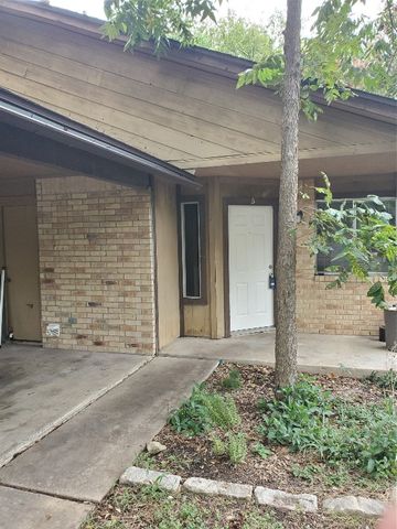 $1,795 | 2903 B Burning Oak Drive | Cinnamon Ridge