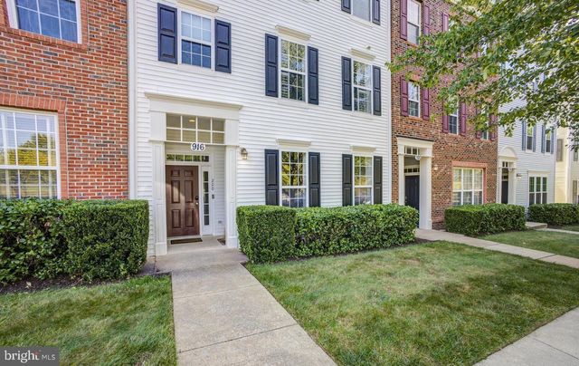 $449,900 | 916 Orchard Ridge Drive, Unit 100 | Gaithersburg