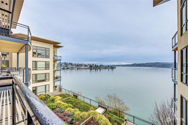 $585,000 | 400 Washington Avenue, Unit 307 | Downtown Bremerton