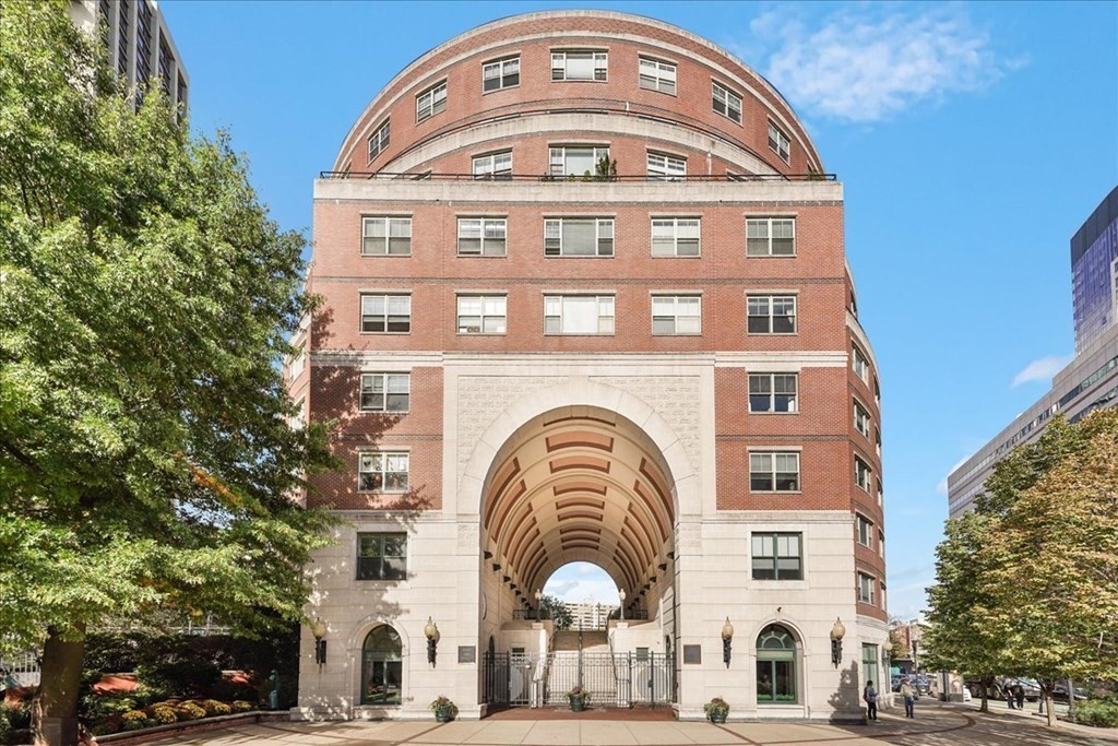 West End Place - Apartments at 150 Staniford St Boston, MA