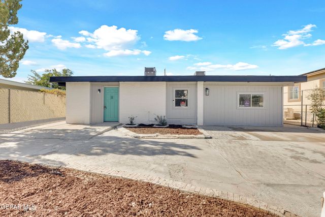 $375,000 | 8827 Mt Elbert Drive | Mountain View North