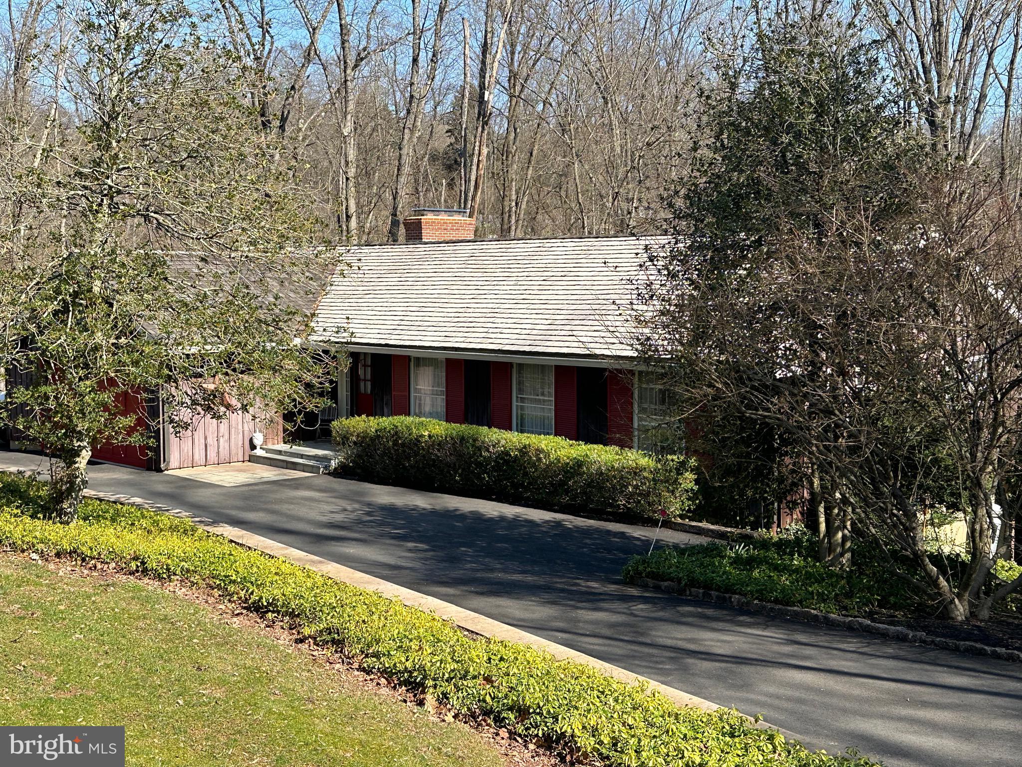 a front view of house with yard