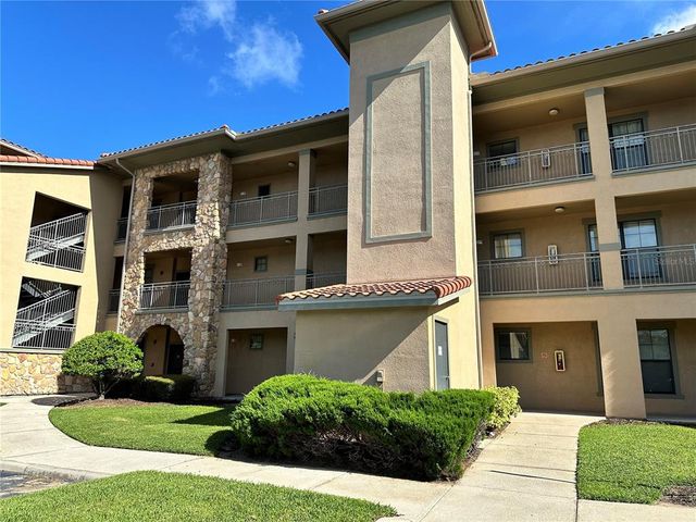 $2,300 | 912 Charo Parkway, Unit 232 | Bella Piazza