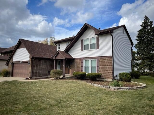 $489,900 | 580 Montego Drive | Elk Grove Village