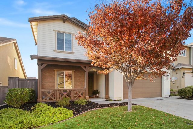 $834,875 | 809 Calico Drive | Whitney Ranch