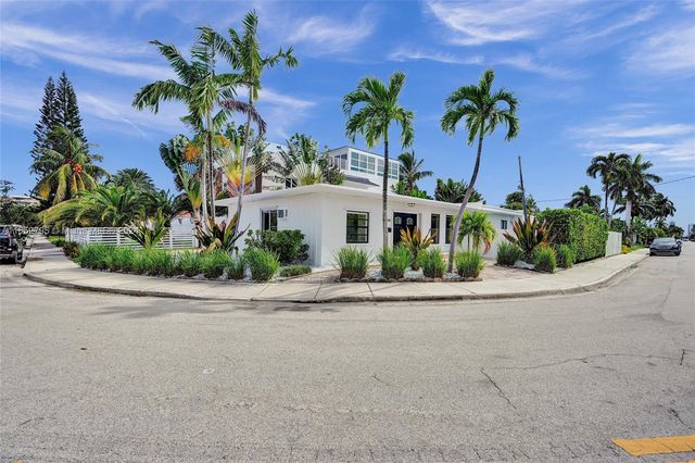 $1,450,000 | 1441 South Treasure Drive | Treasure Island