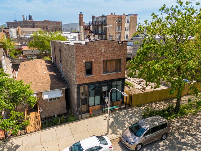 $610,000 | 2313 South Wolcott Avenue | Heart of Chicago