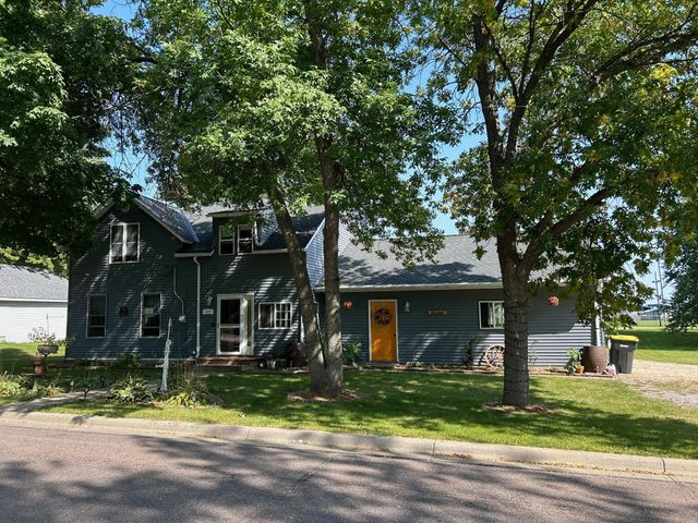 $229,900 | 117 3rd Street Northeast | Buffalo Lake