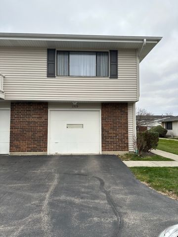 $2,000 | 1315 Yarmouth Court, Unit 1315 | Schaumburg