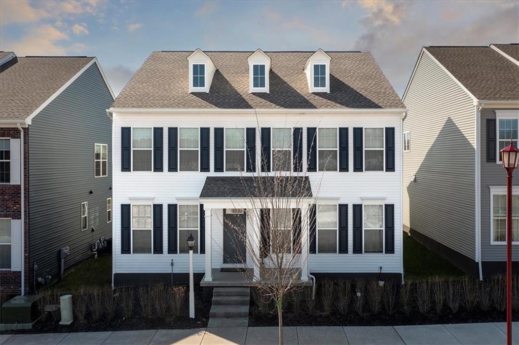 a view of a large white building