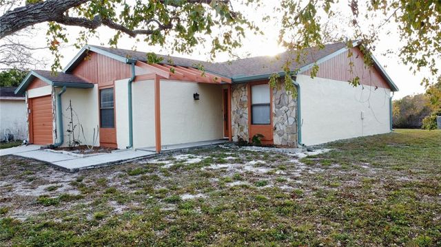 $2,800 | 718 Merlins Court | Tarpon Springs