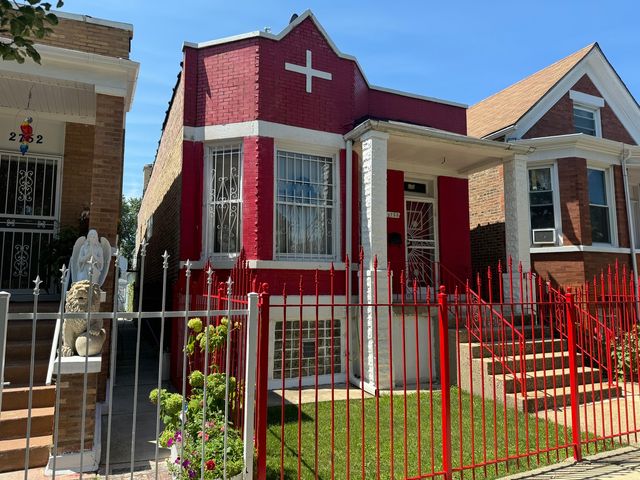 $224,900 | 2750 South Springfield Avenue | South Lawndale