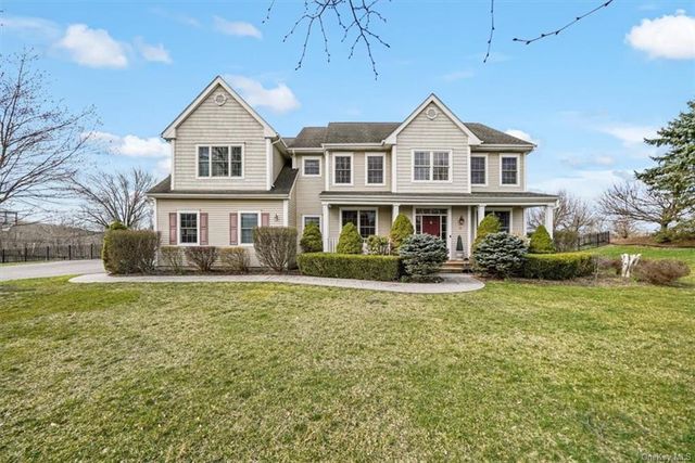 $839,999 | 13 Mansion Ridge Boulevard | Monroe