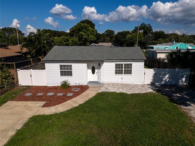 $639,999 | 812 60th Street South | Gulfport