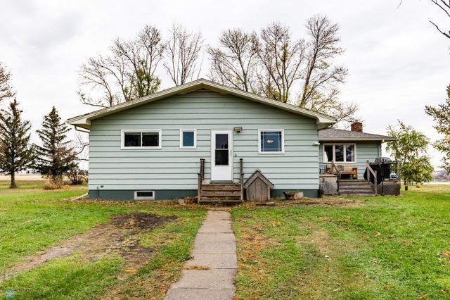 $289,000 | 12757 130th Street South | Barnesville Township - Clay County