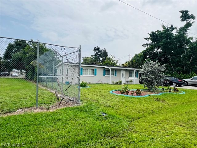 $1,800 | 804 March Street | North Fort Myers