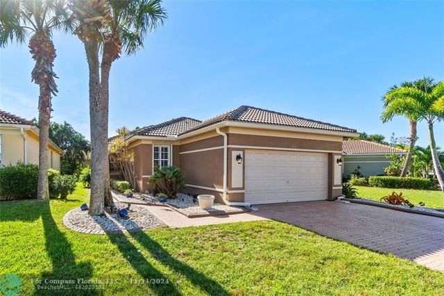 $425,000 | 803 Northwest Rutherford Court | St. Lucie North