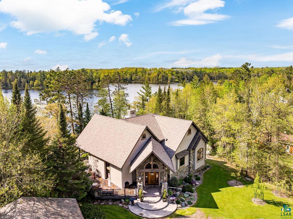 Birds eye view of property and Little Hanging Horn Lake.