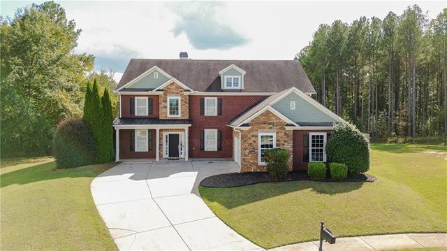 $559,900 | 387 Fern Court | Charlotte Estates