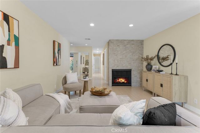 $699,900 | 23643 Park Capri, Unit 39 | Calabasas