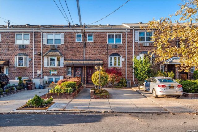 $1,189,000 | 69-17 61st Road | Middle Village